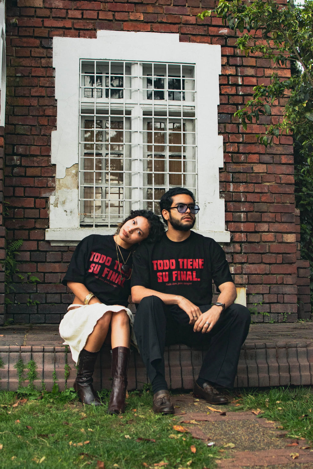 Camiseta Todo tiene su final Negro